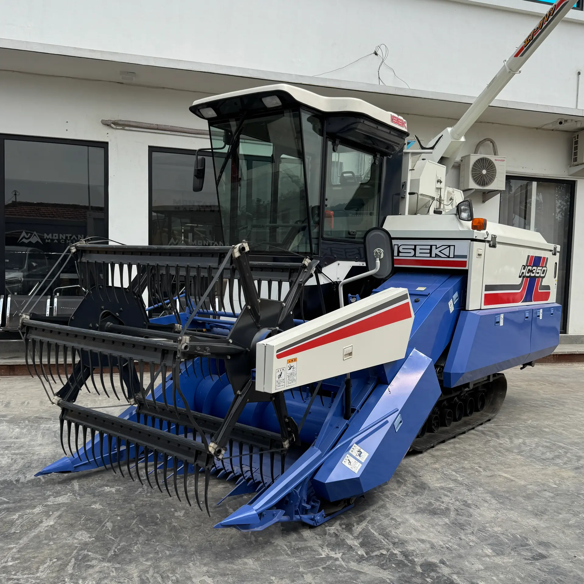 ISEKI HC350G-CR - 100280, tampak depan keseluruhan unit