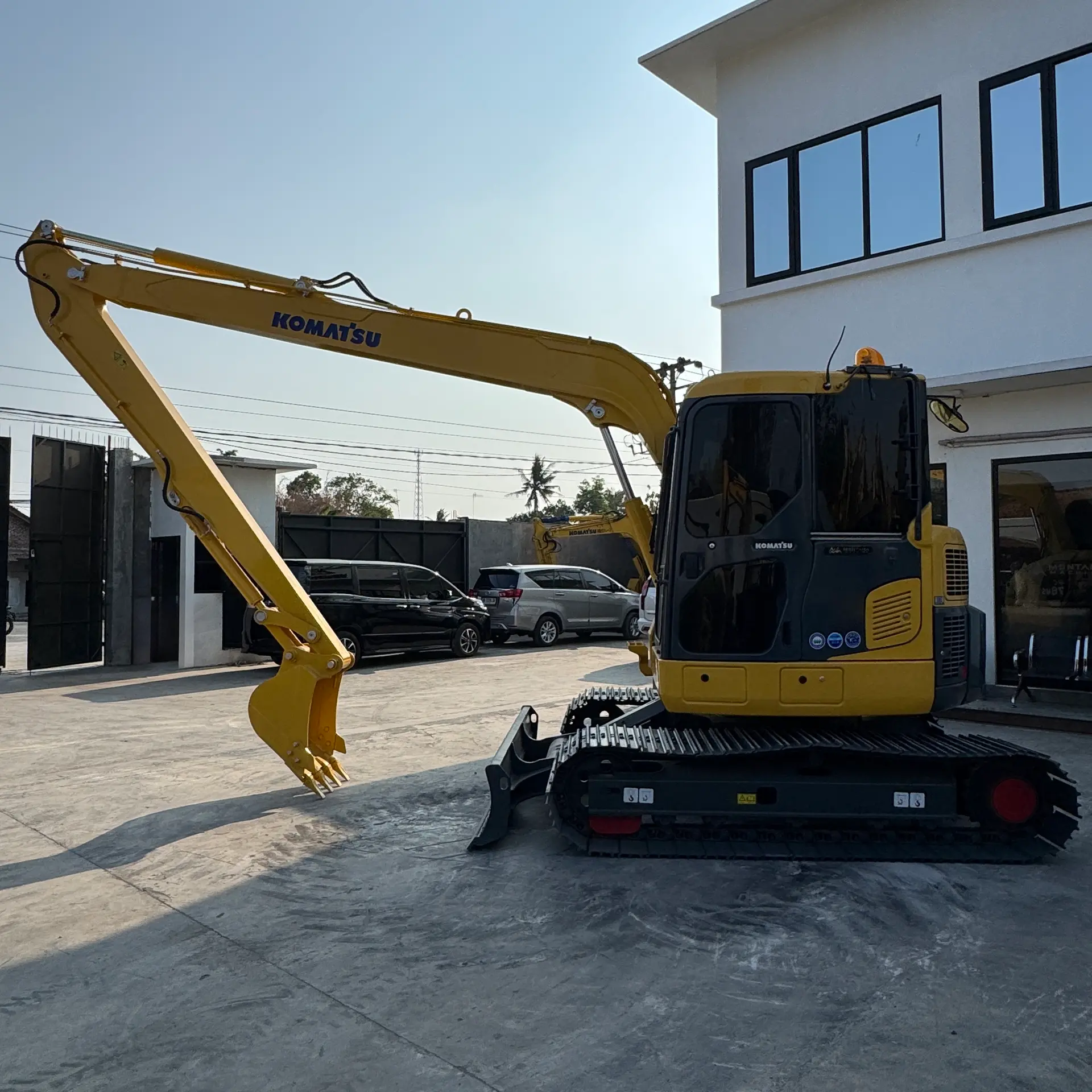 KOMATSU PC78UU-8 - 16870, tampak samping kiri