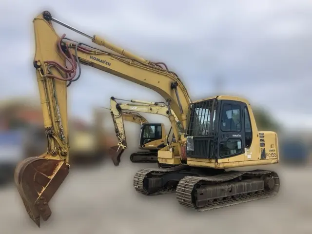 KOMATSU PC120-6 - 46580, full front view of the unit