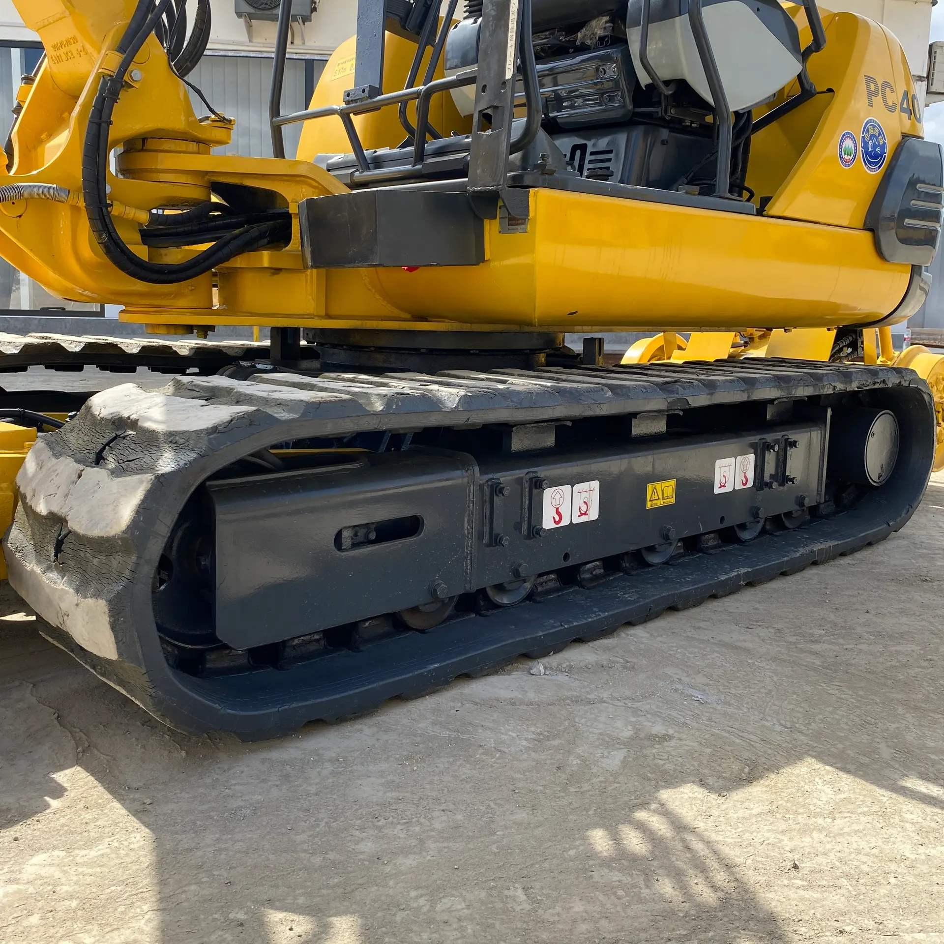 KOMATSU PC40T-7 - 24532, undercarriage