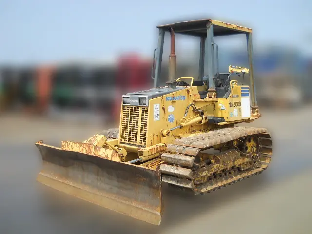KOMATSU D21P-8 - 84064, left side view