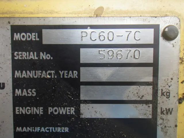 KOMATSU PC60-7C - 59670, tampak samping kanan