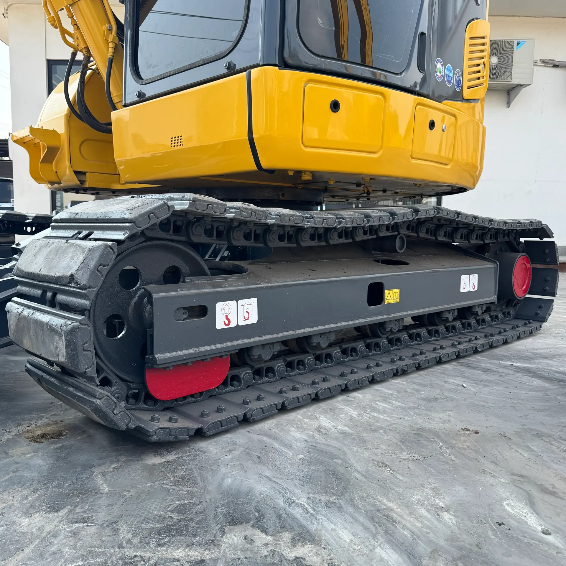 KOMATSU PC78UU-8 - 27400, undercarriage
