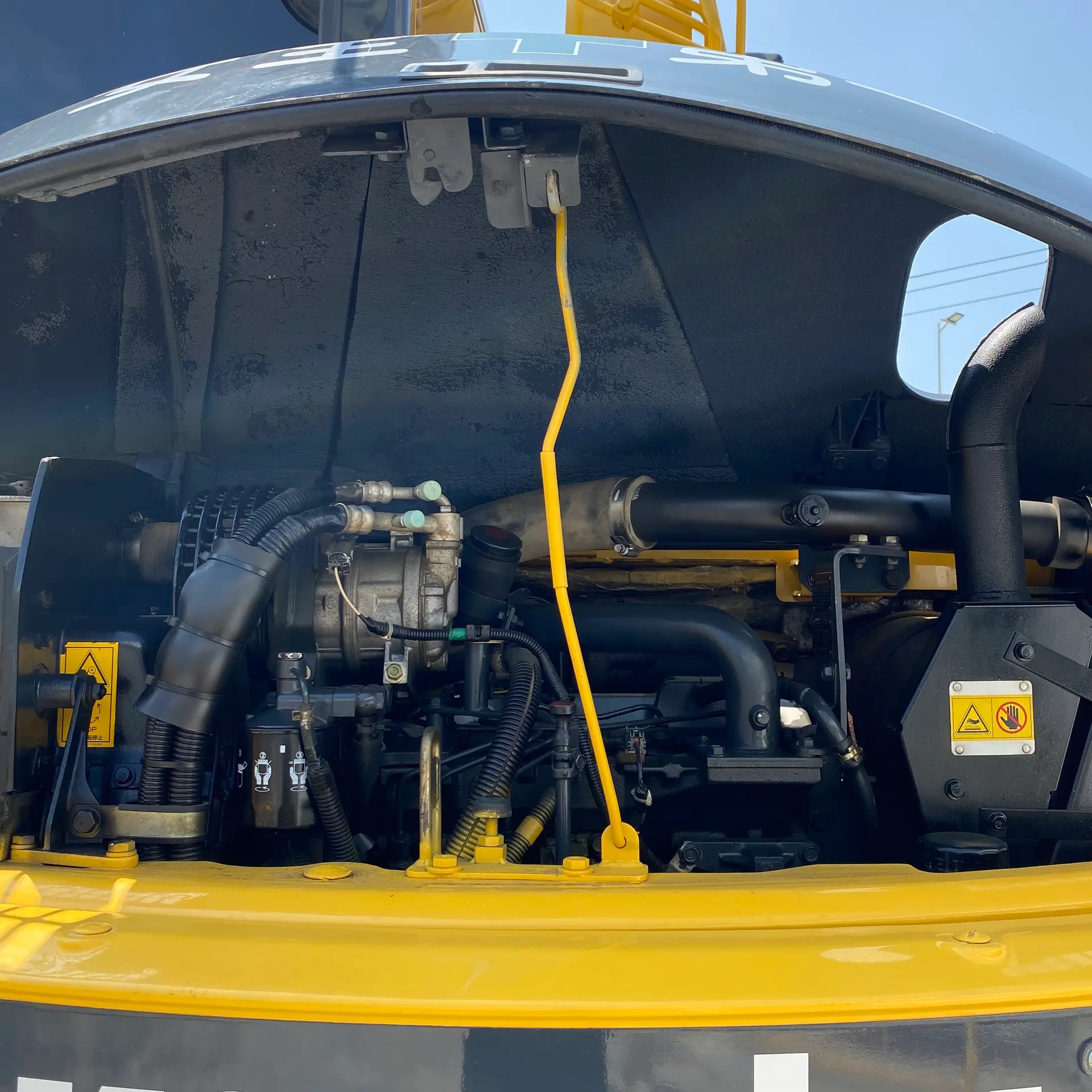 KOMATSU PC78US-6N0 - 12436, engine