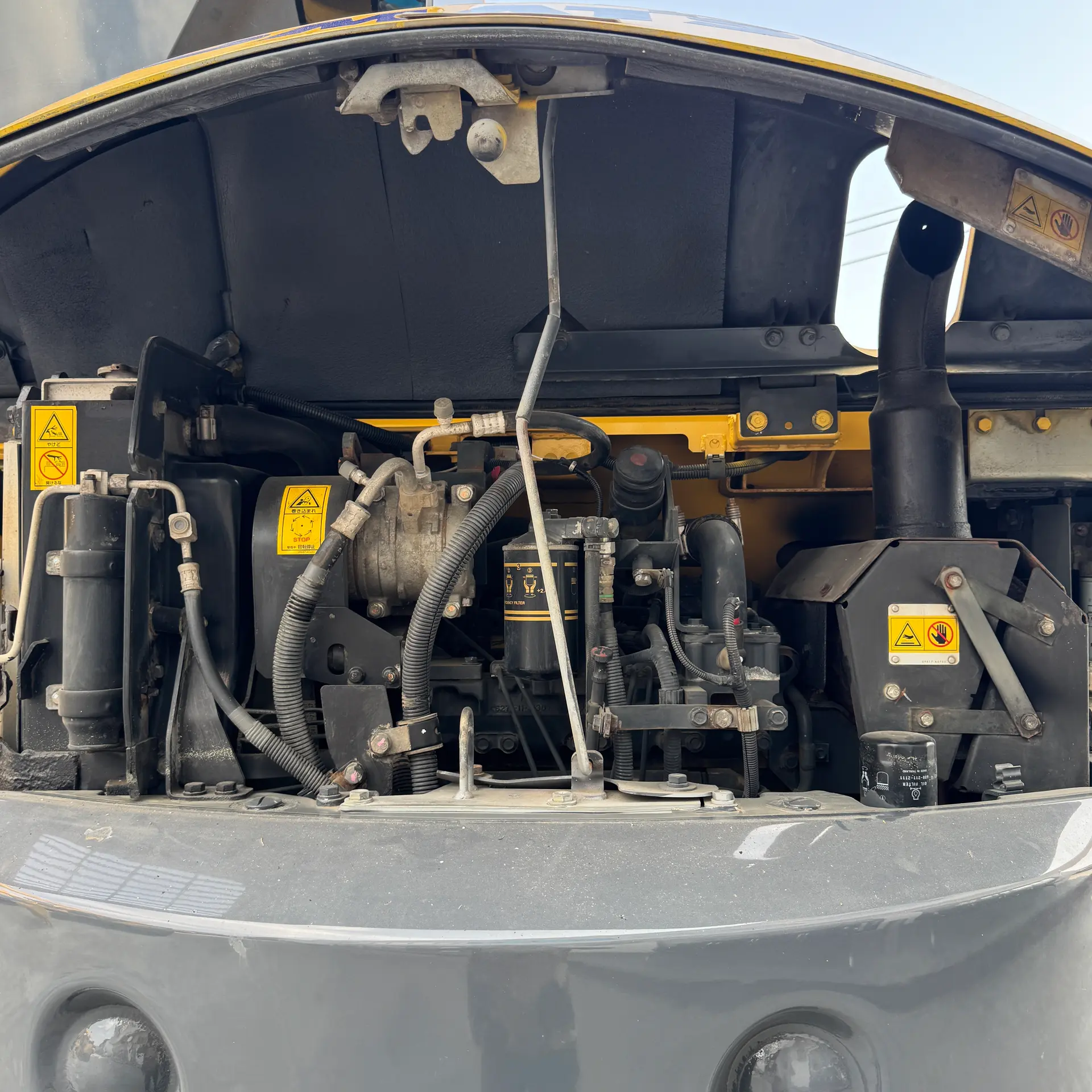 KOMATSU PC78UU-8 - 27400, mesin