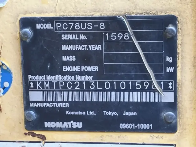 KOMATSU PC78US-8 - KMTPC213L01015981, ruang kabin & monitor unit