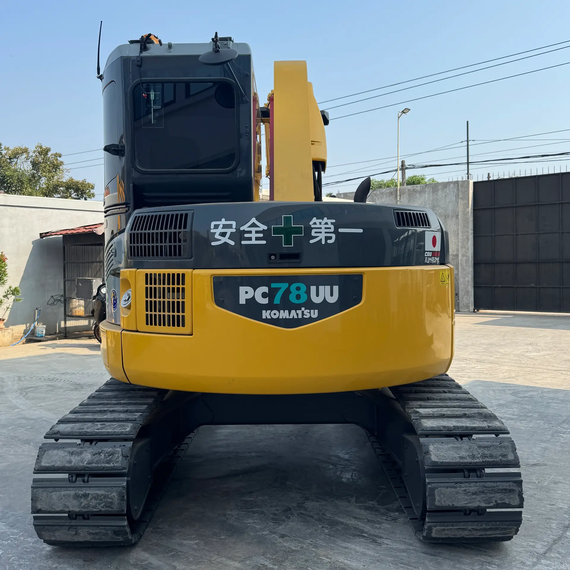 KOMATSU PC78UU-6E0 - 25767, rear view
