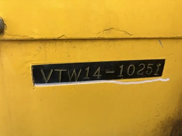 SAKAI TW350-1 - VTW14-10251, ruang kabin & monitor unit