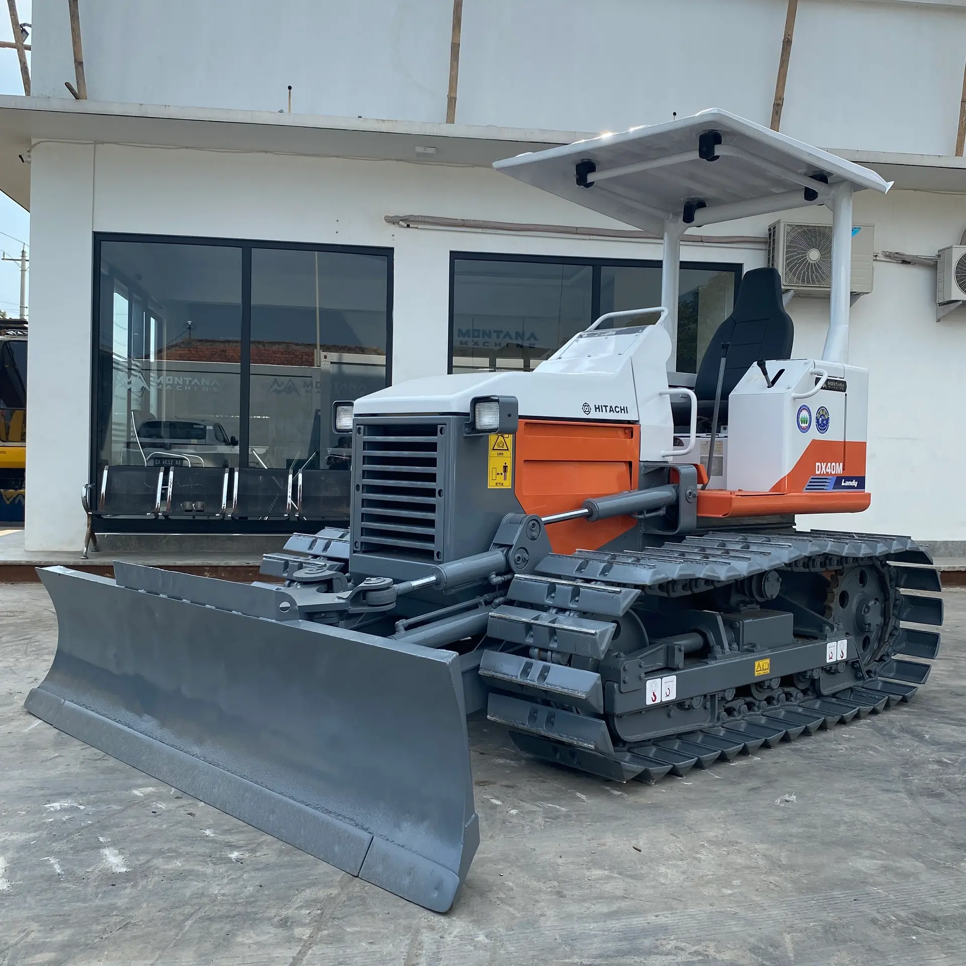 HITACHI DX40M - 4A1-01565, tampak depan keseluruhan unit