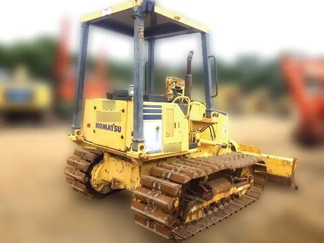 KOMATSU D21P-8E0 - 90108, left side view