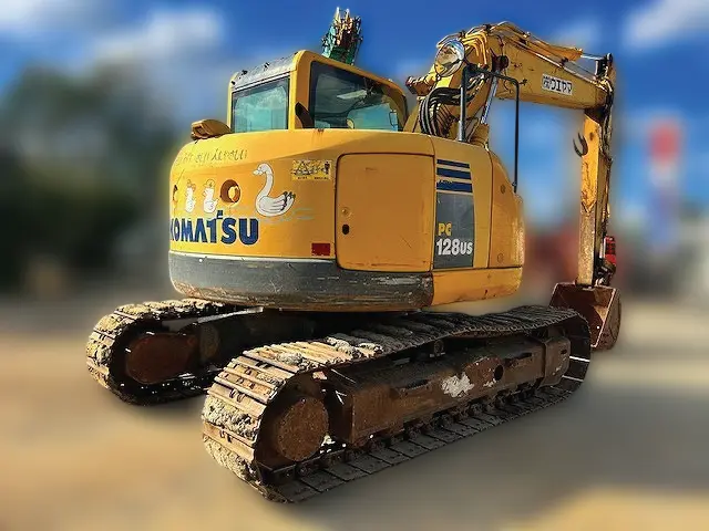 KOMATSU PC128US-8 - 26794, tampak samping kanan