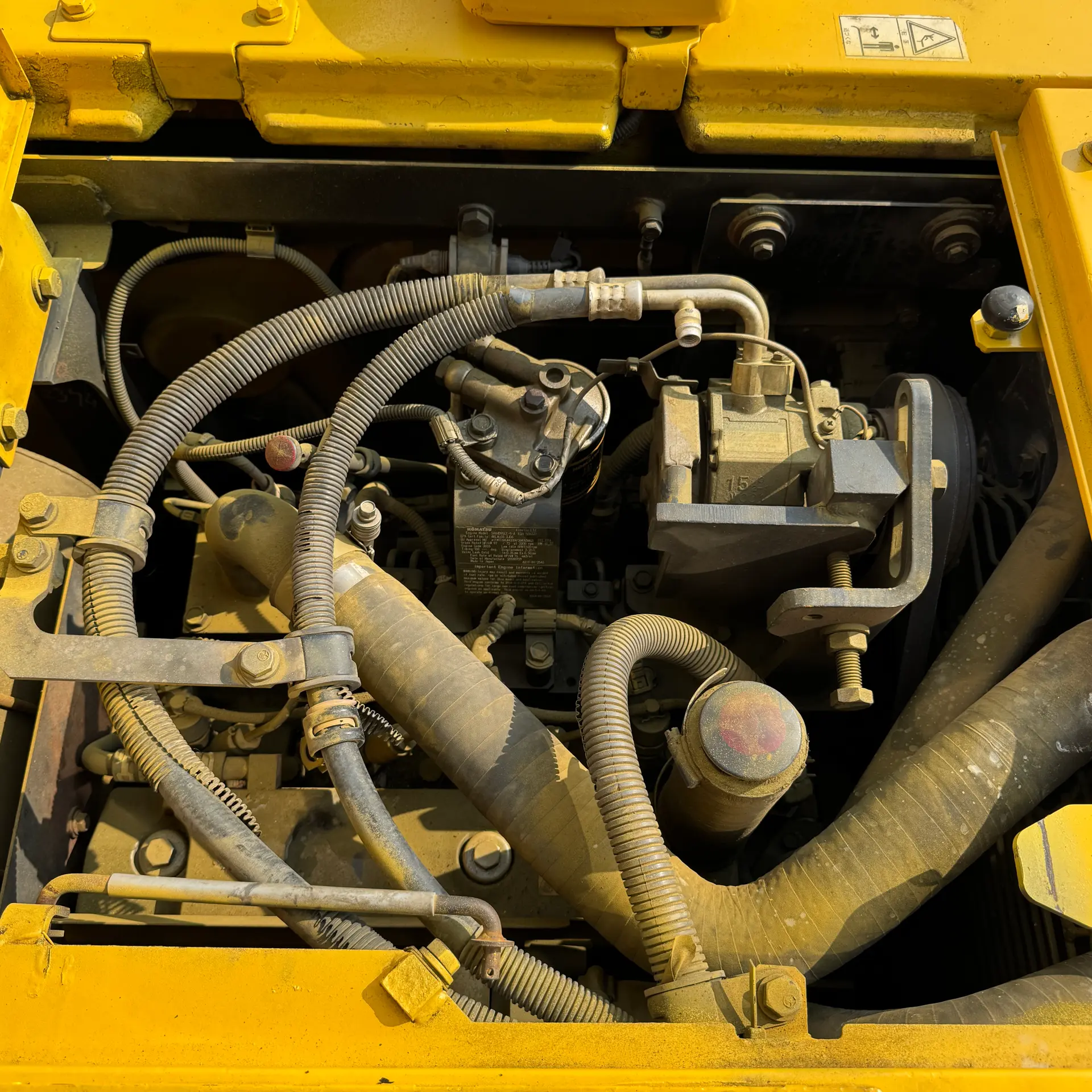 KOMATSU PC128US-8 - 23743, mesin