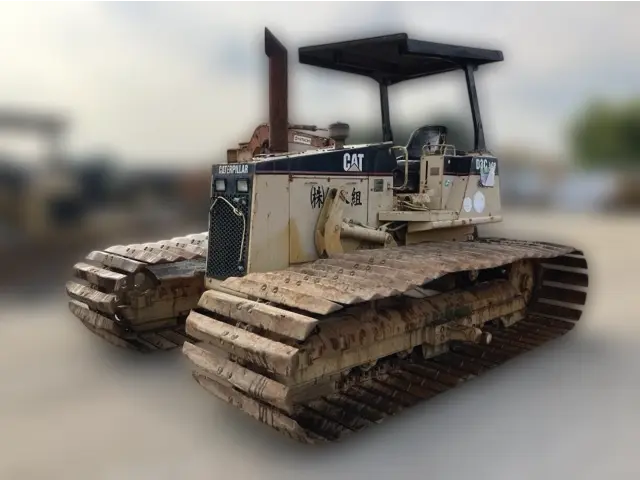 CAT D3C - CAT00D3CC8DL00304, tampak samping kanan
