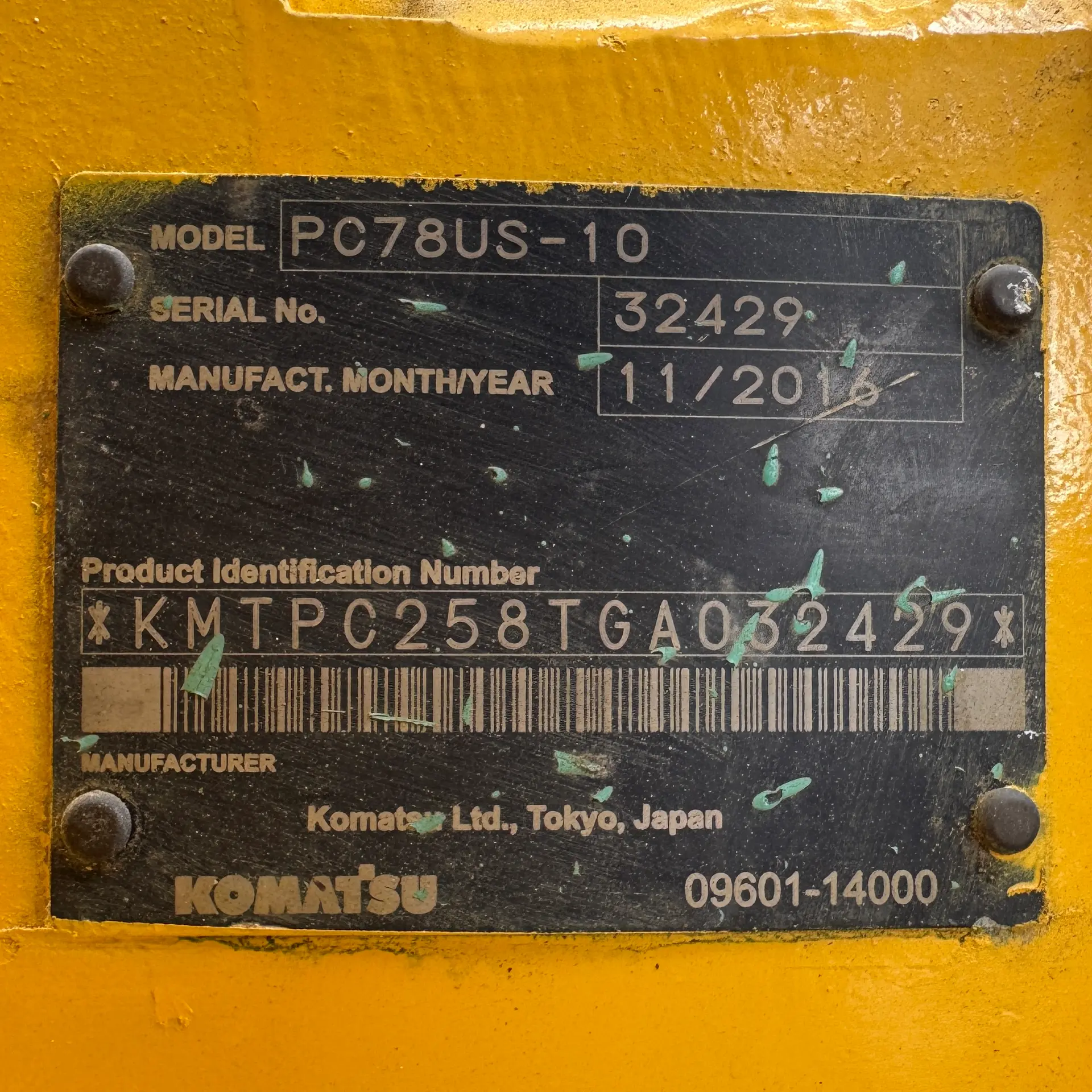 KOMATSU PC78US-10 - 32429, unit identification plate