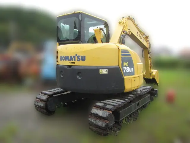 KOMATSU PC78US-8 - 26500, tampak samping kiri