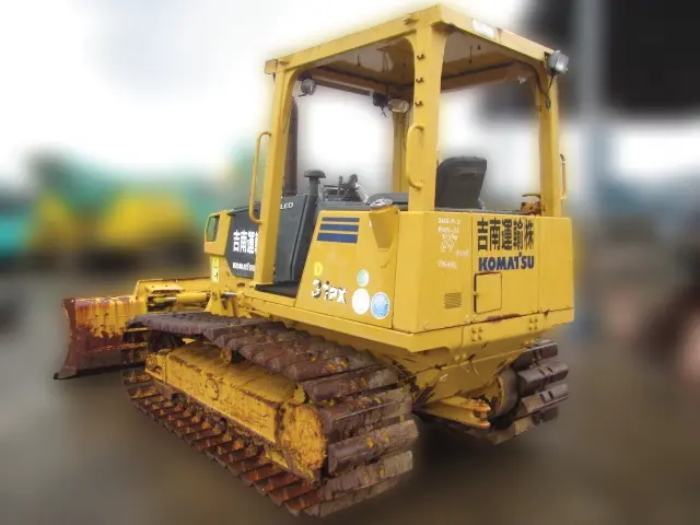 KOMATSU D31PX-21 - 51290, tampak samping kiri
