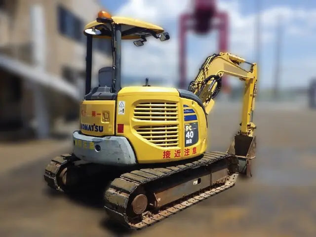 KOMATSU PC40MR-3 - 15699, rear view