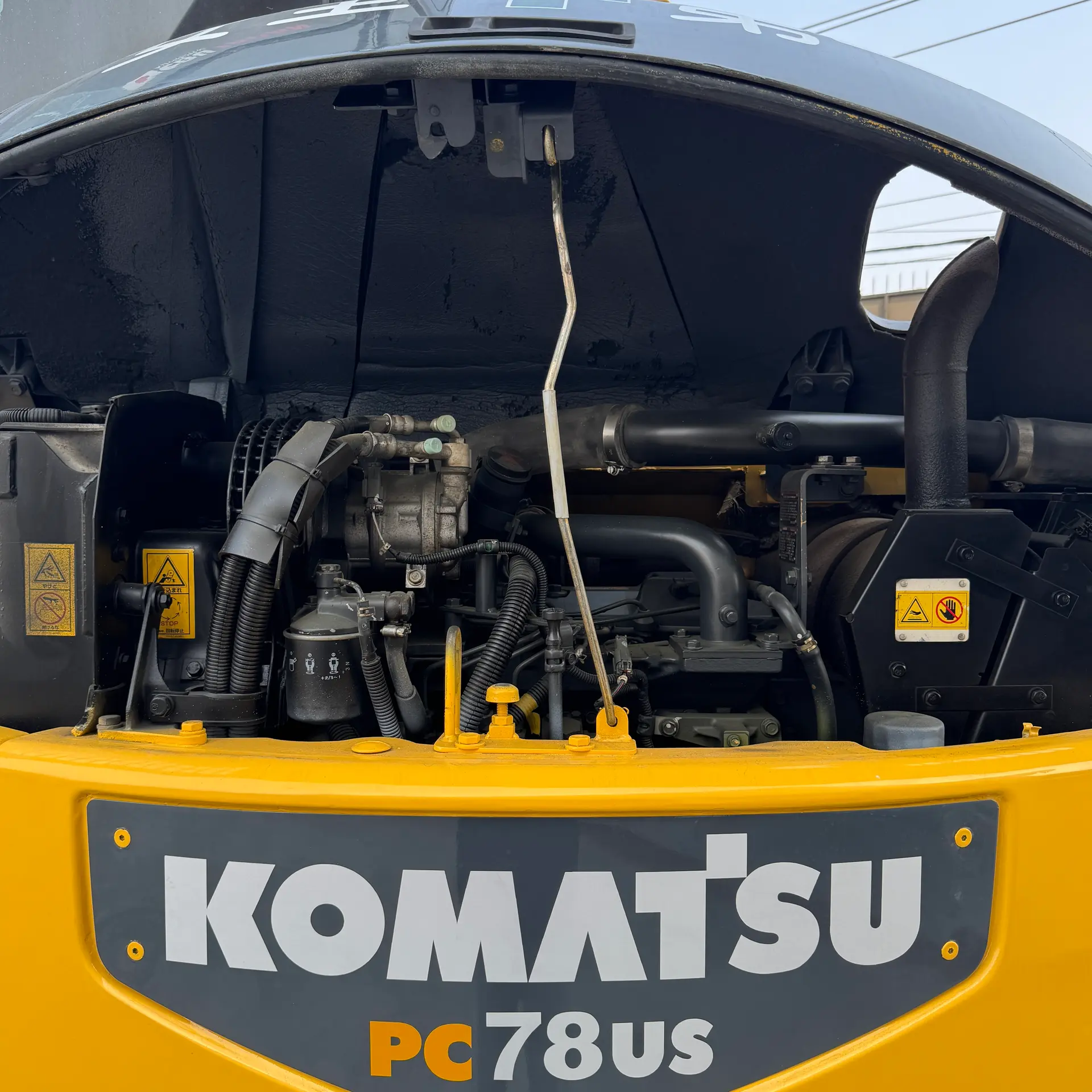 KOMATSU PC78US-6N0 - 8447, engine
