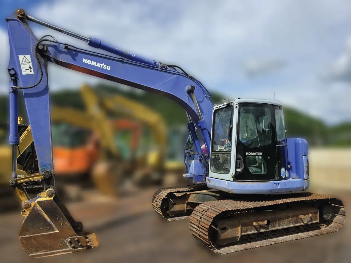 KOMATSU PC128US-2 - 6986, tampak depan keseluruhan unit