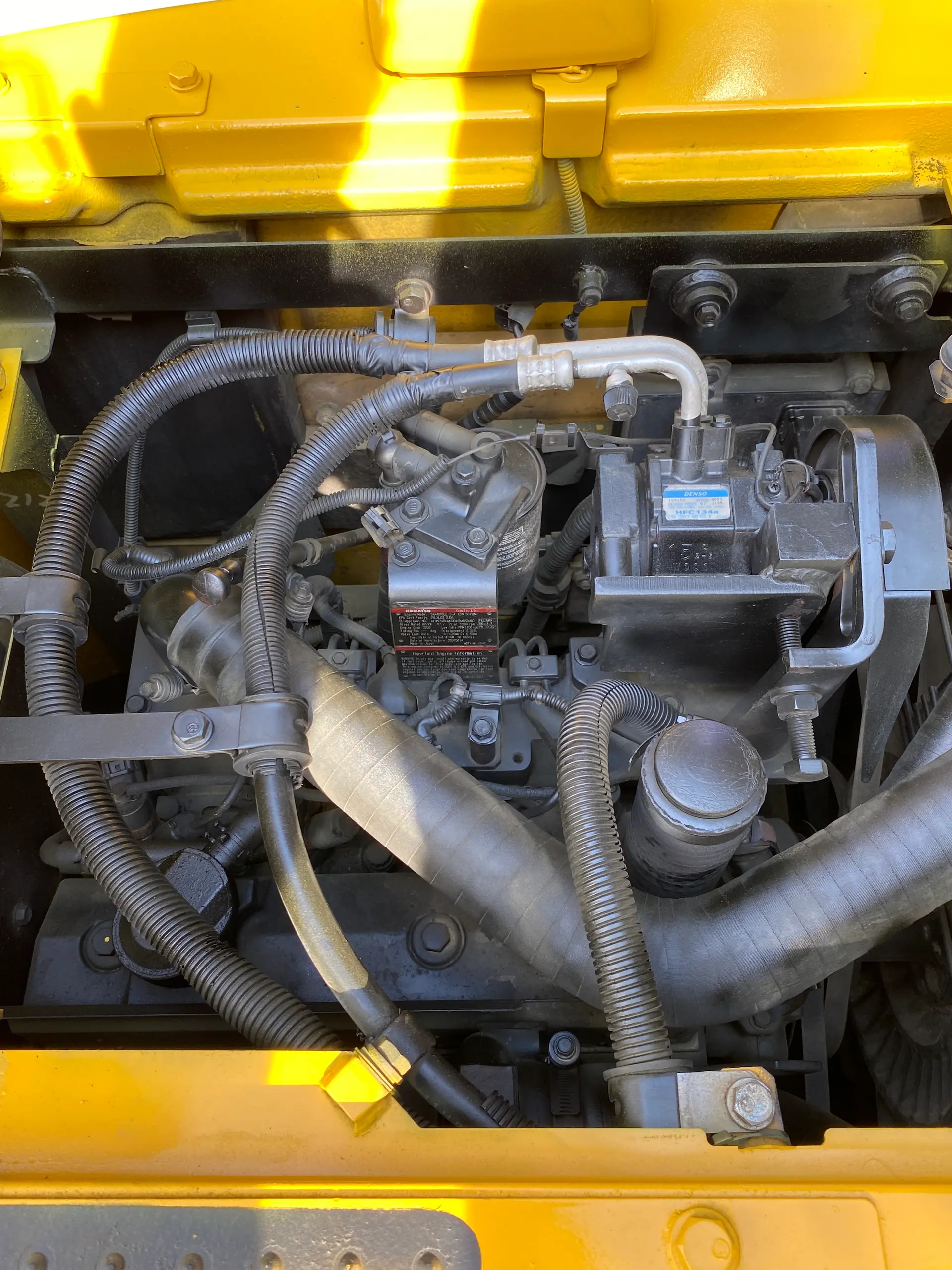 KOMATSU PC128US-8 - 21221, mesin