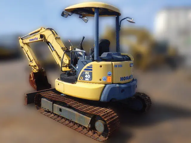 KOMATSU PC40MR-3 - 18434, rear view