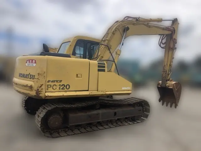 KOMATSU PC120-6 - 46580, left side view