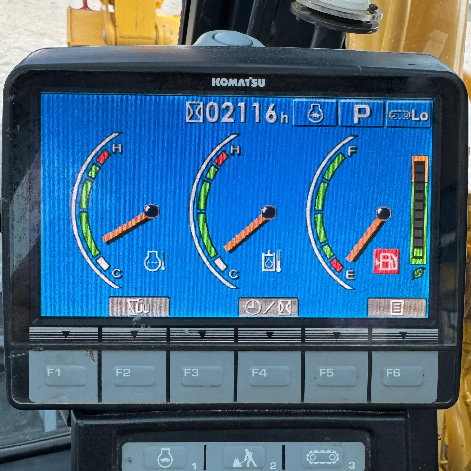 KOMATSU PC78UU-8 - 27400, ruang kabin & monitor unit