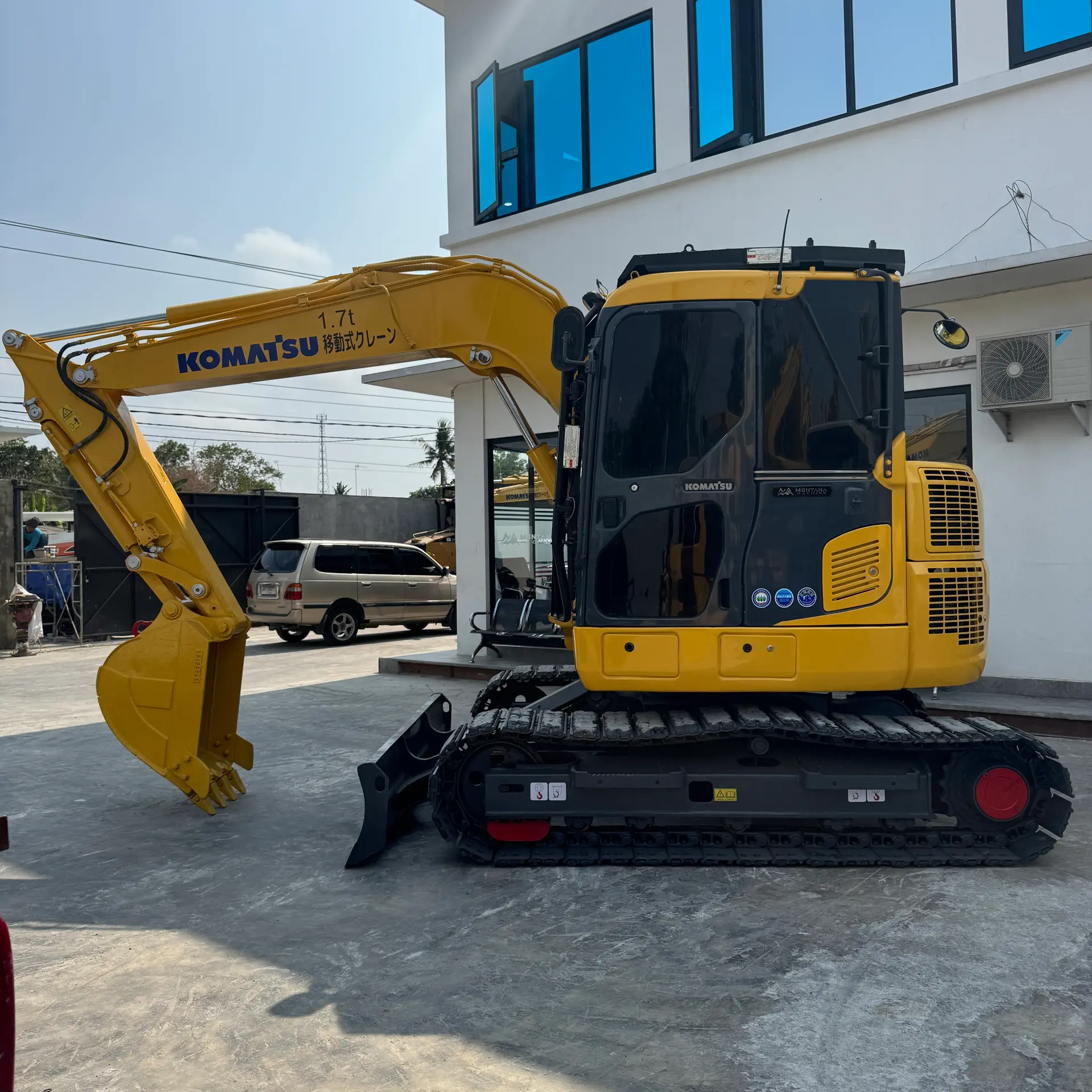 KOMATSU PC78US-10 - 32429, left side view