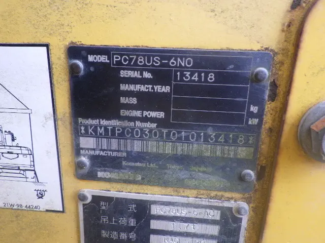 KOMATSU PC78US-6N0 - 13418, ruang kabin & monitor unit