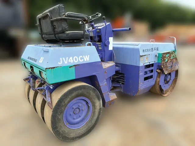 KOMATSU JV40CW-2 - 25937, tampak samping kiri