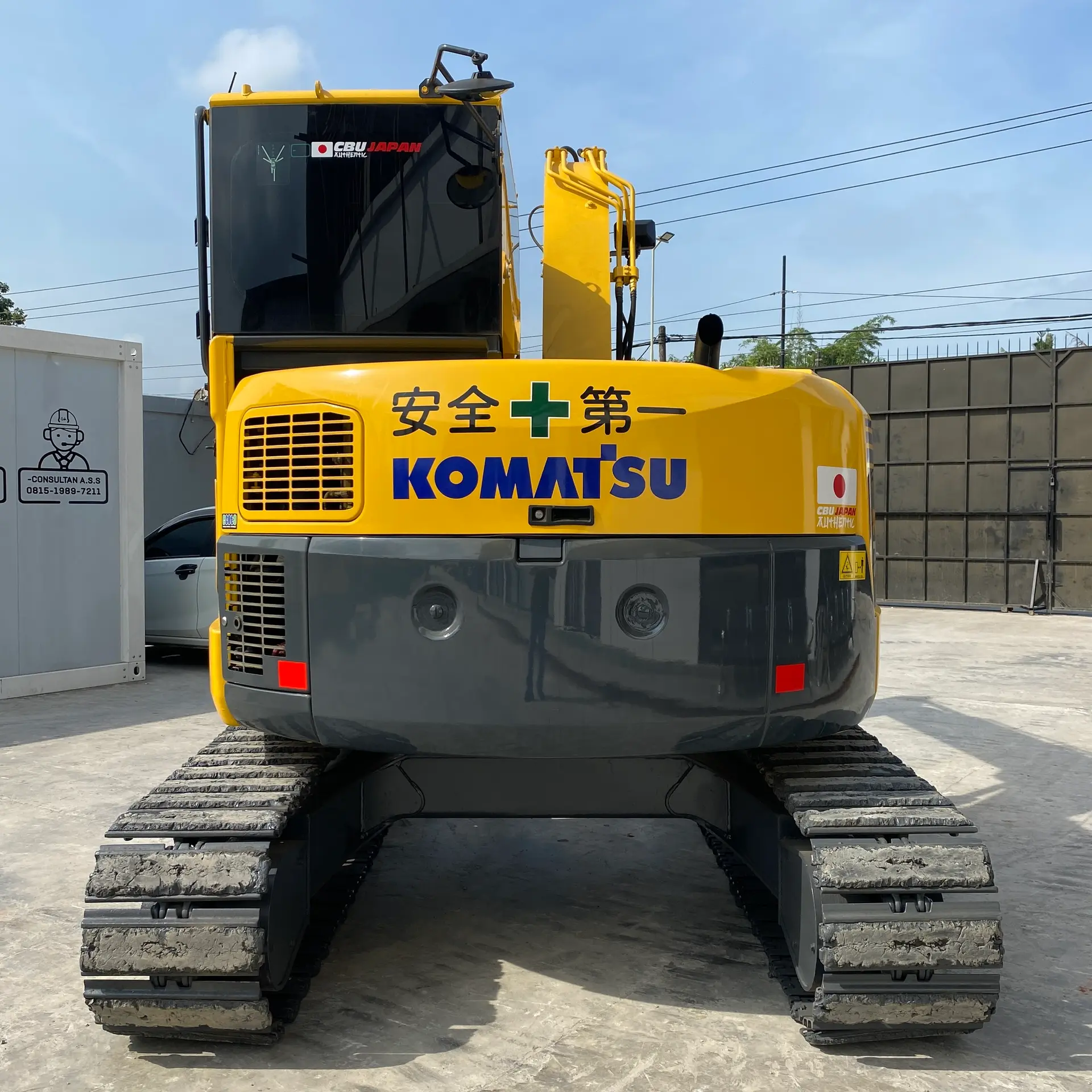 KOMATSU PC78US-8 - 15005, tampak belakang