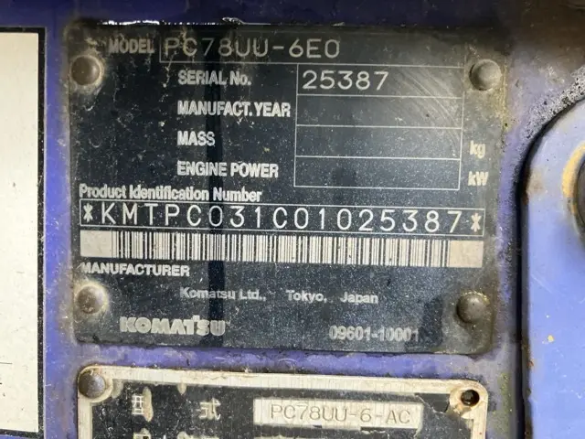 KOMATSU PC78UU-6E0 - 25387, tampak samping kanan