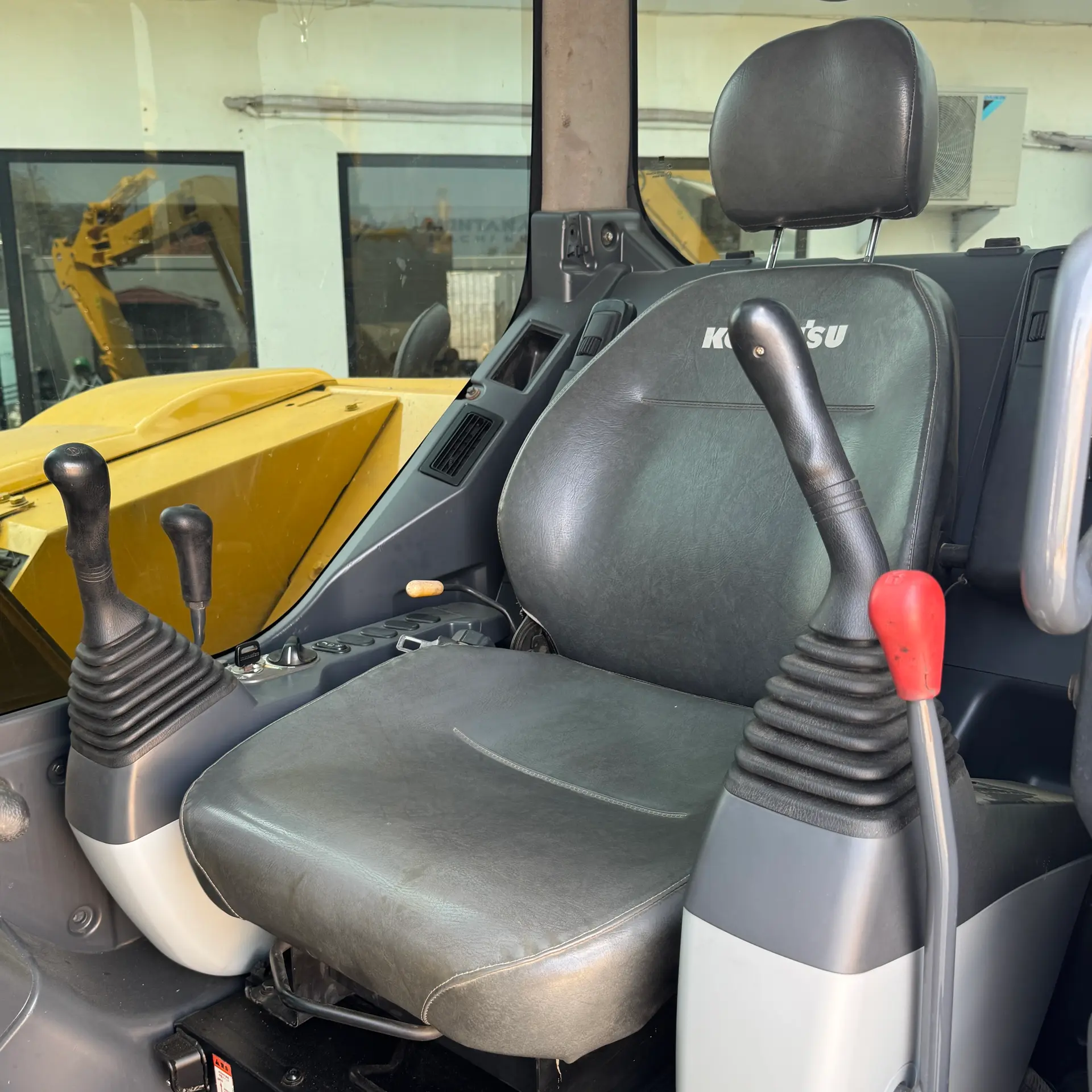 KOMATSU PC78UU-8 - 27400, lembar inspeksi unit