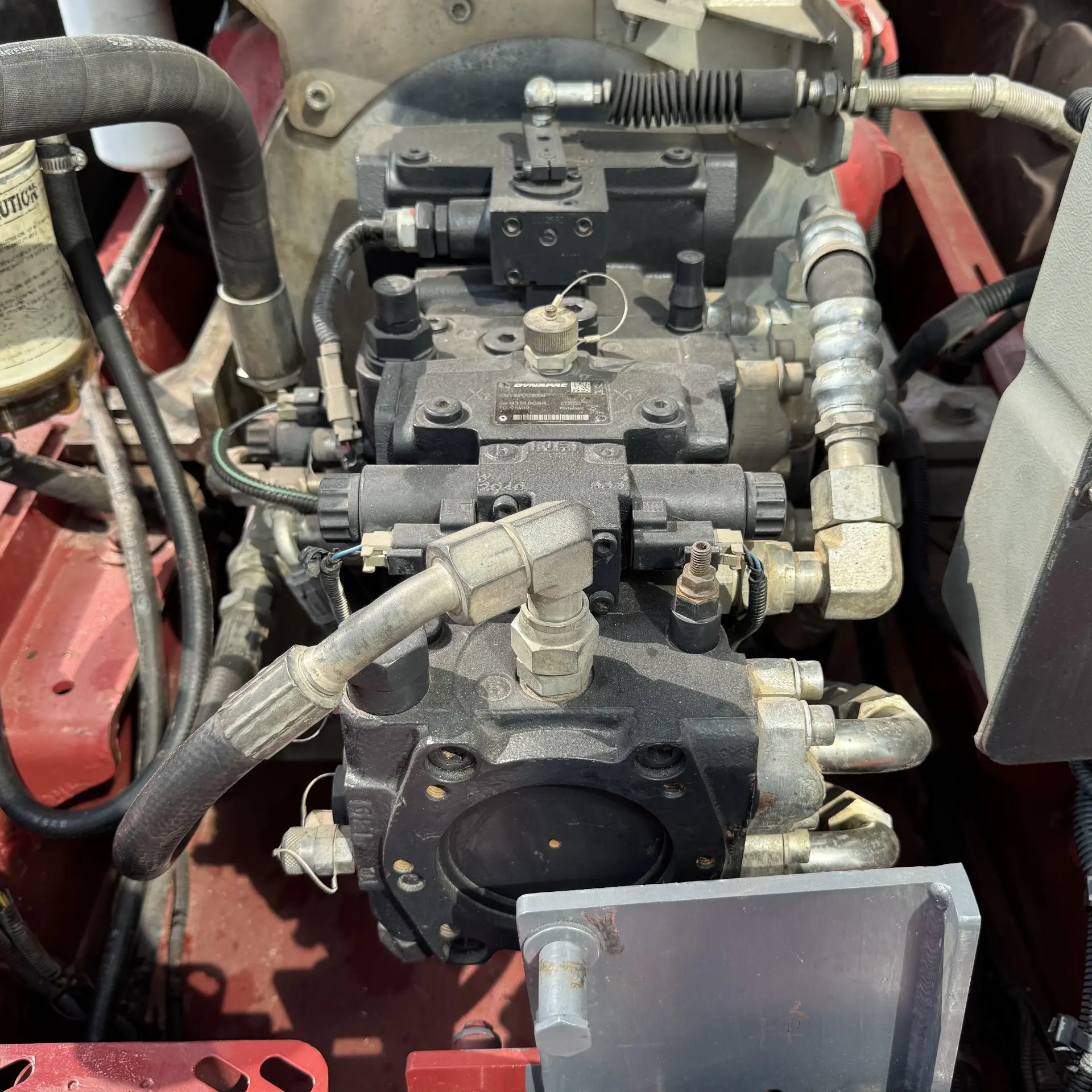 DYNAPAC DRS120D - 10300194VNE011888, detail kerusakan / temuan inspeksi