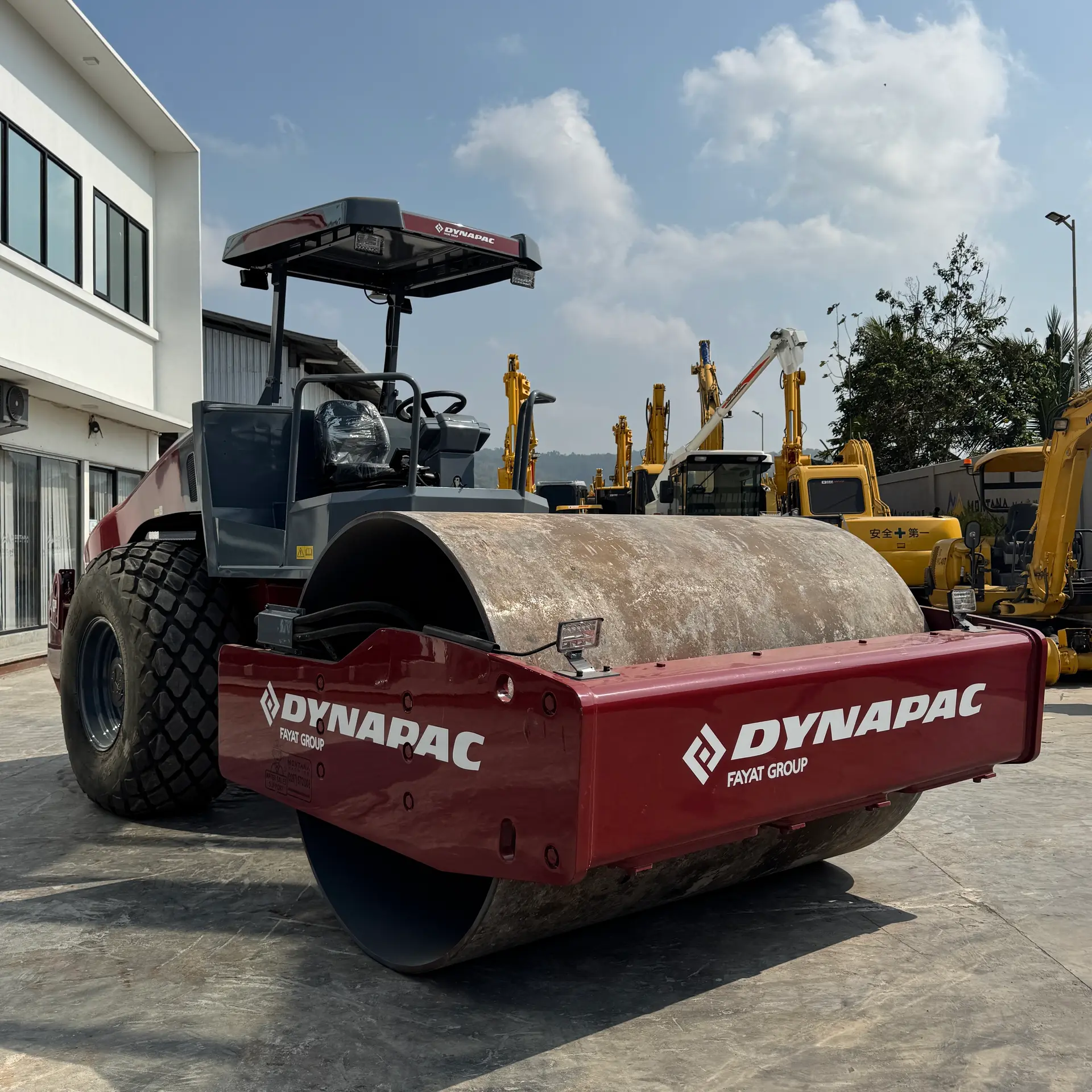 DYNAPAC DRS120D - 10300194KME011142, foto 1 dari 25