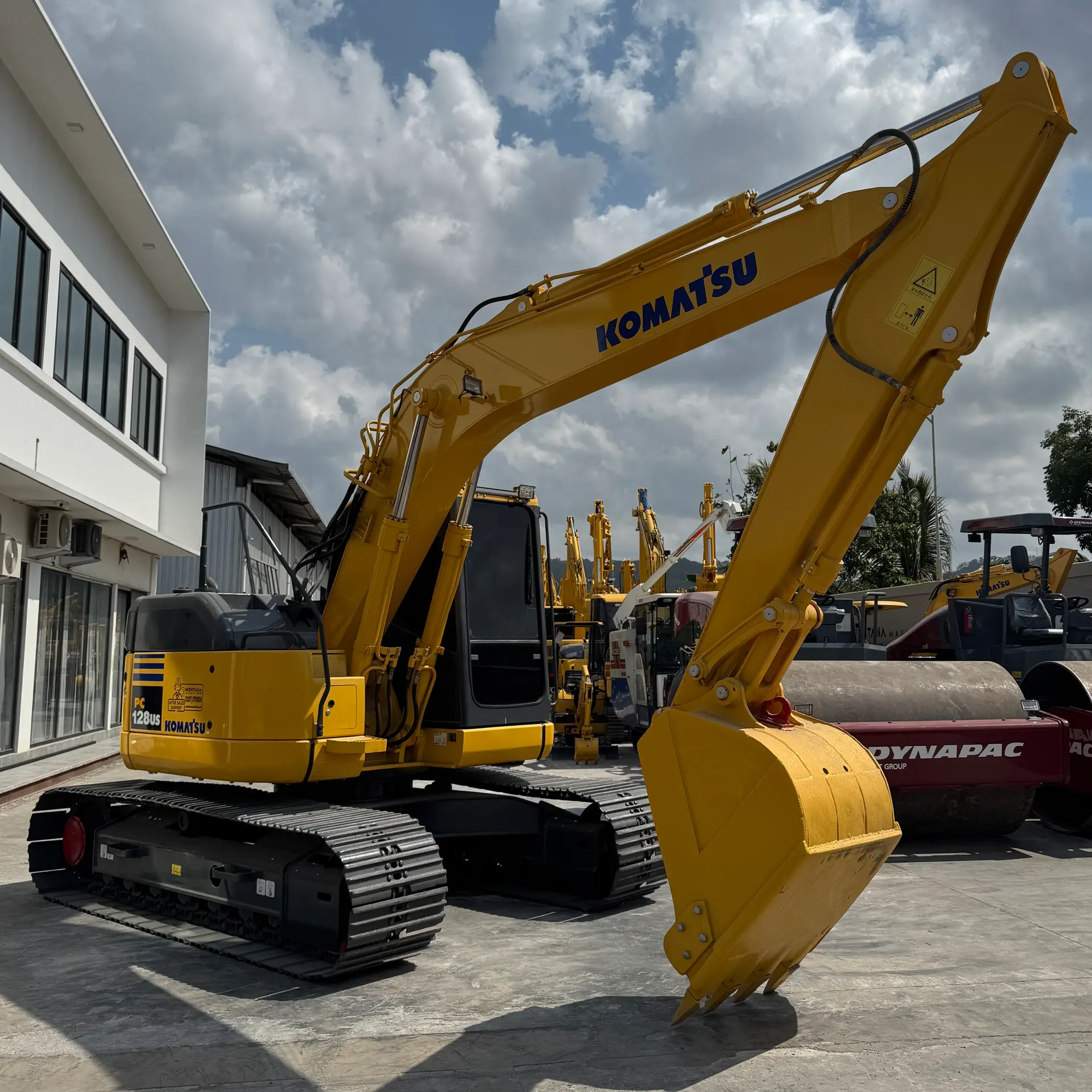 KOMATSU PC128US-2 - 6986