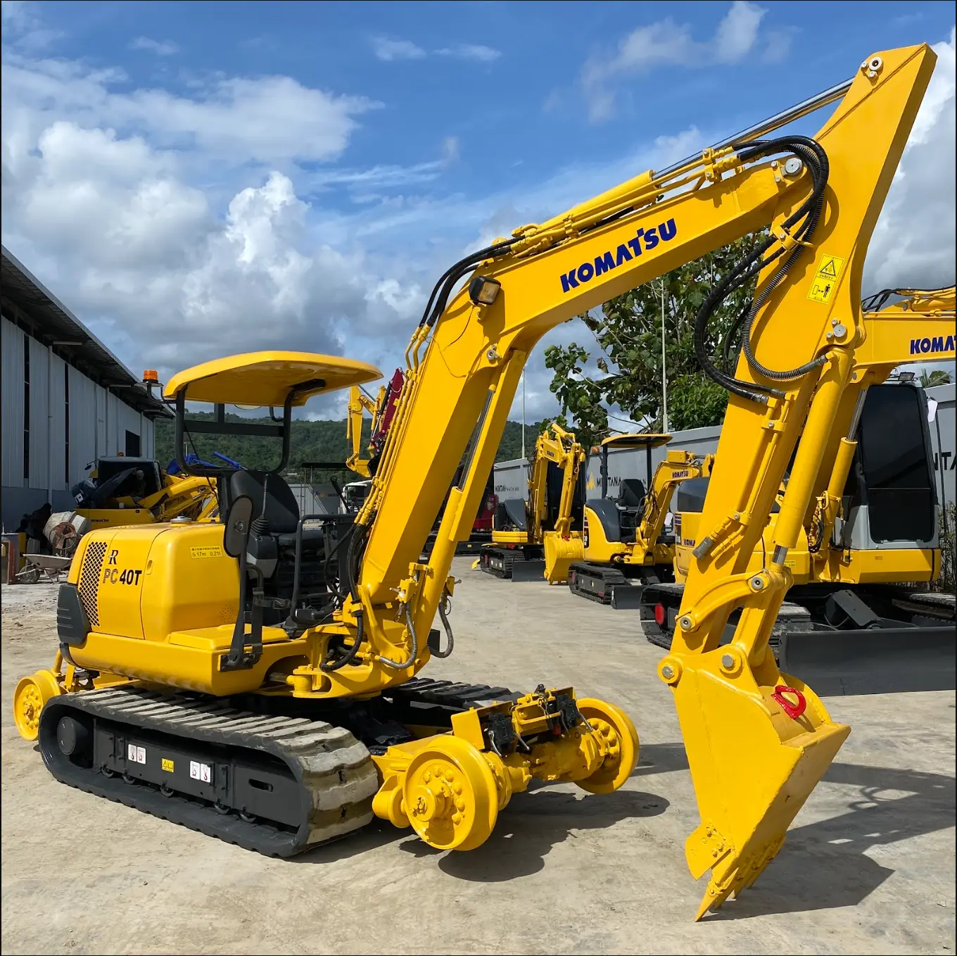 KOMATSU PC40T-7 - 24532, foto 1 dari 25