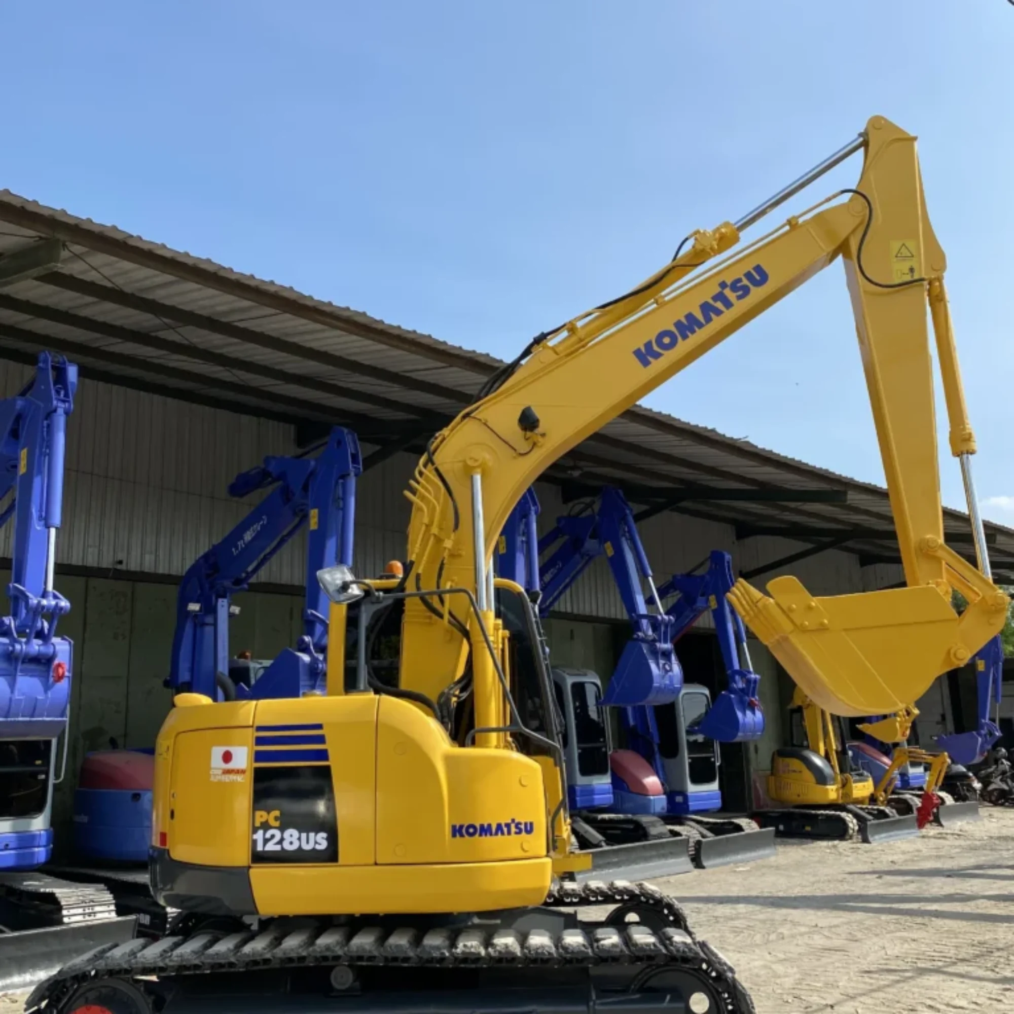 Excavator Komatsu PC128US-8 21221 Built-Up TH. 2025