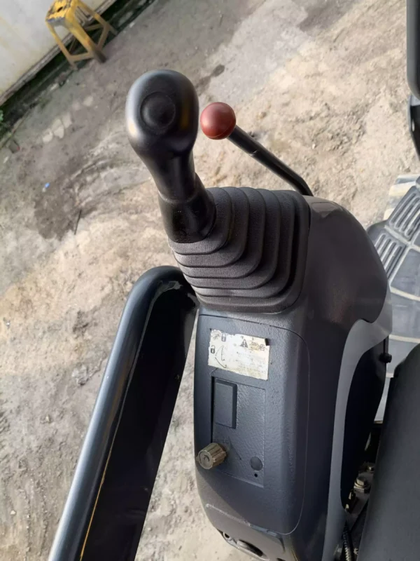 Excavator Komatsu PC38UU-3 8158 Built-Up TH. 2025 - Image 21