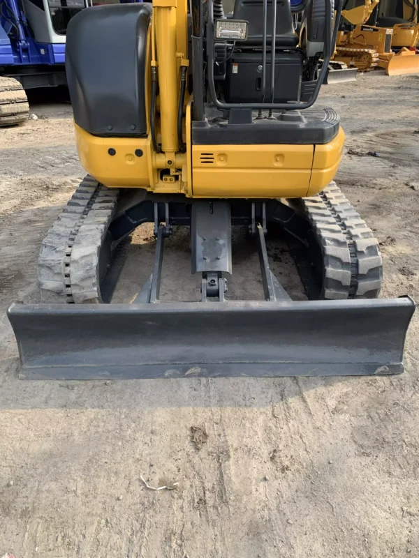 Excavator Komatsu PC38UU-3 8158 Built-Up TH. 2025 - Image 4