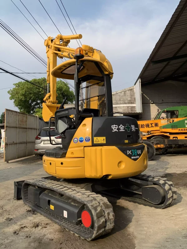 Excavator Komatsu PC38UU-3 8158 Built-Up TH. 2025 - Image 6