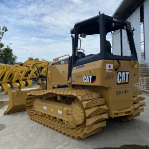 CAT D3K C4E28417 Import Ex.Japan - Gambar 6